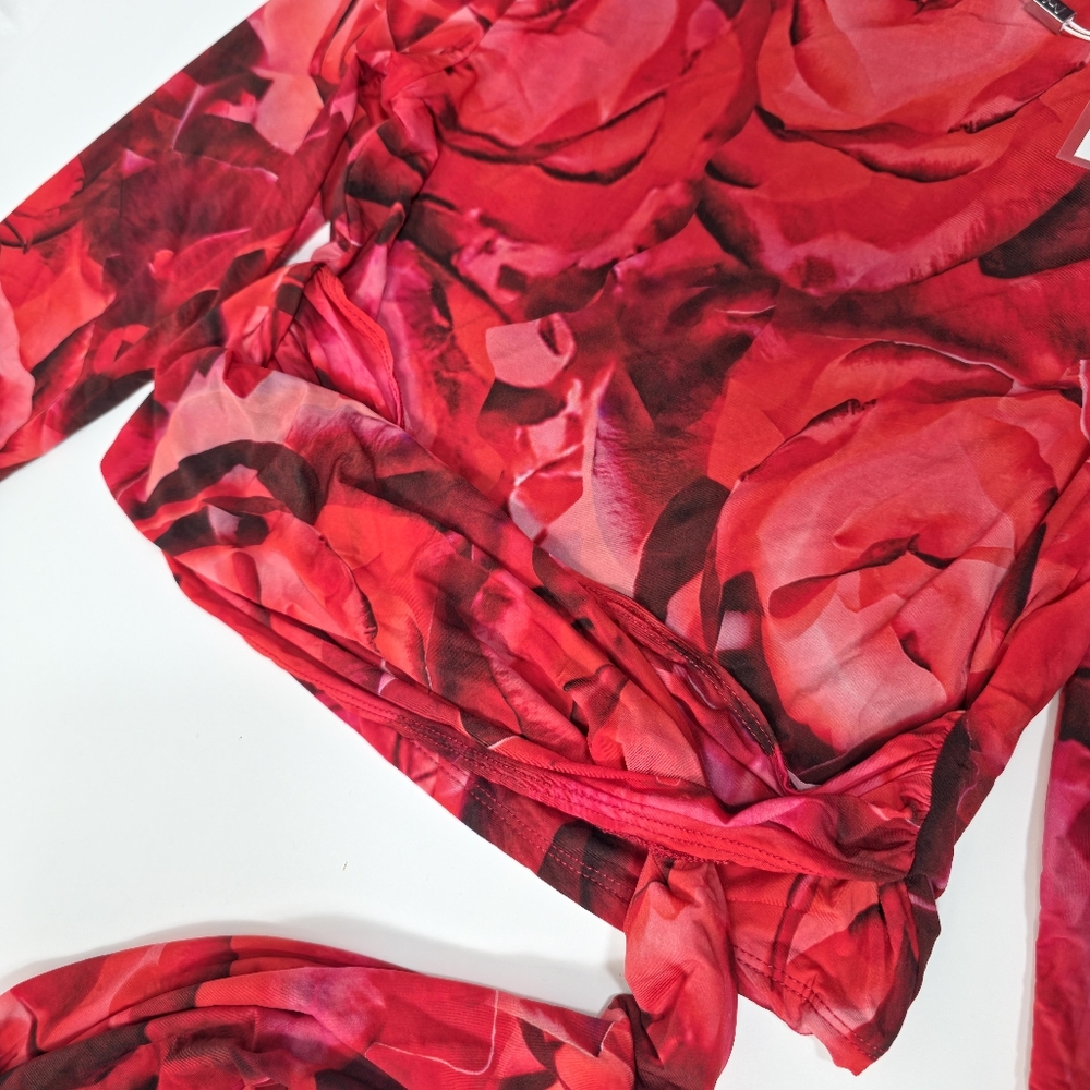 Naked Wardrobe Top Bare Body Rouge Rose Print Tie Size S NWT Crop Wrap - Picture 4 of 7